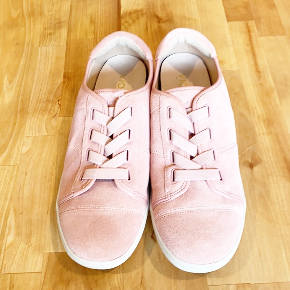 Vionic 🆕Sunny Brinley Light Pink Suede Sneakers 9 - Picture 5 of 10